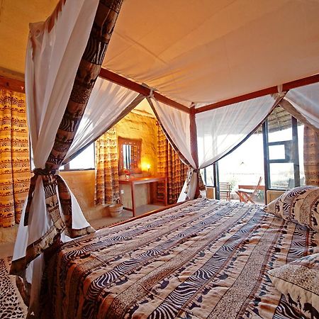 Rhino Watch Safarilodge Mweiga Luaran gambar