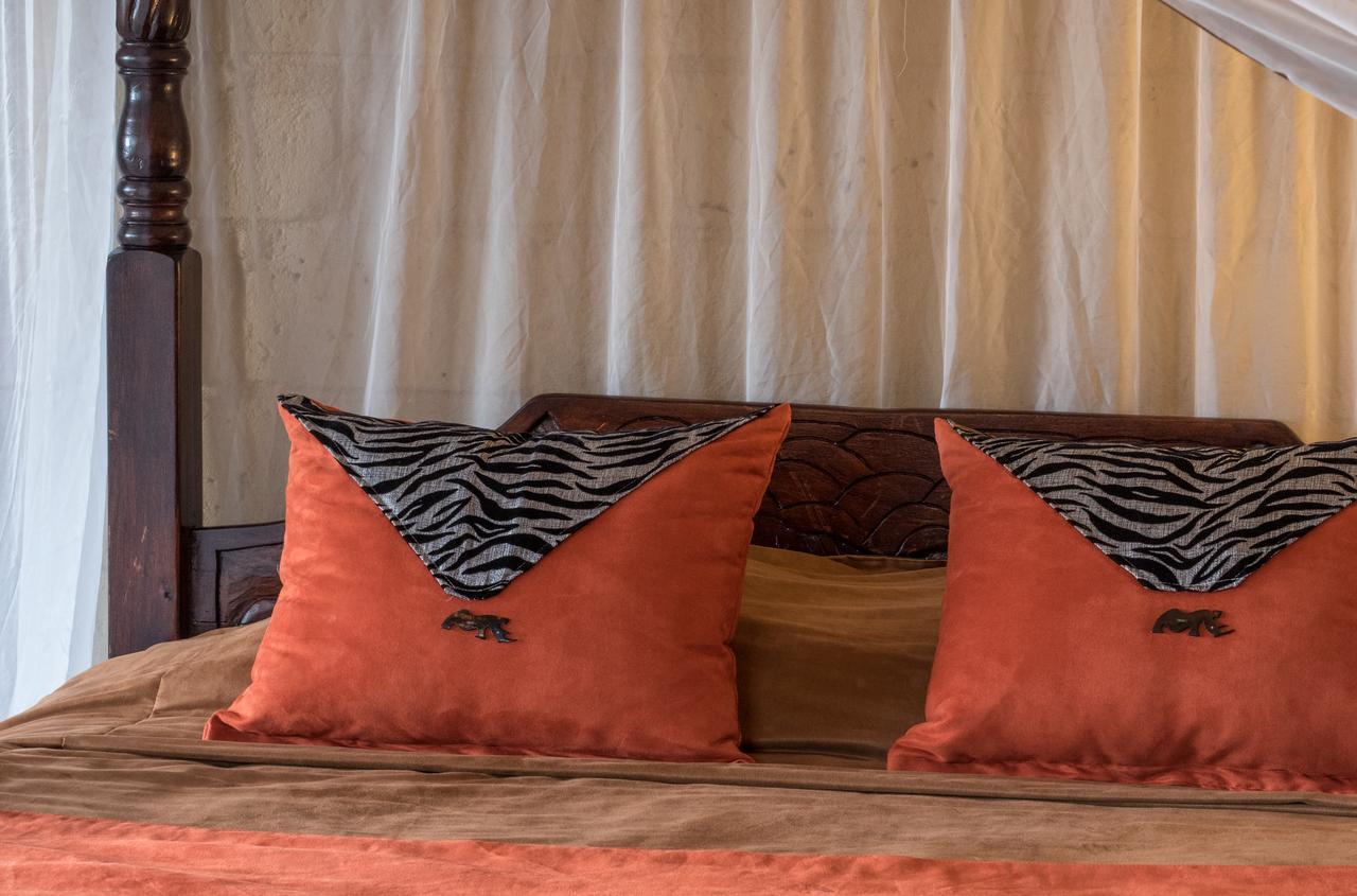 Rhino Watch Safarilodge Mweiga Luaran gambar