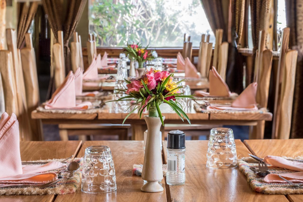 Rhino Watch Safarilodge Mweiga Luaran gambar