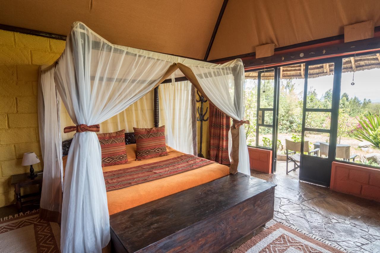 Rhino Watch Safarilodge Mweiga Luaran gambar